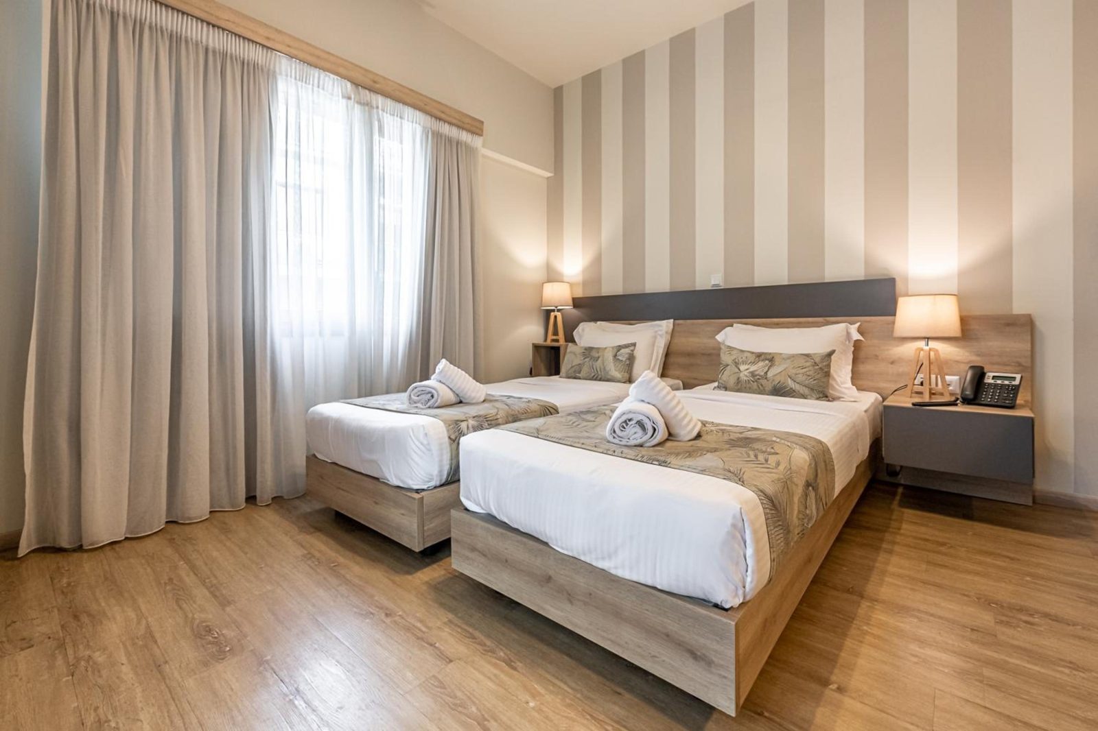 Hotel @Syngrou Fix — photo 4