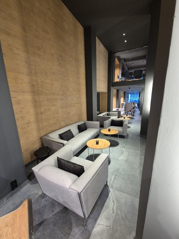 THE ALASSIA HOTEL — photo 7