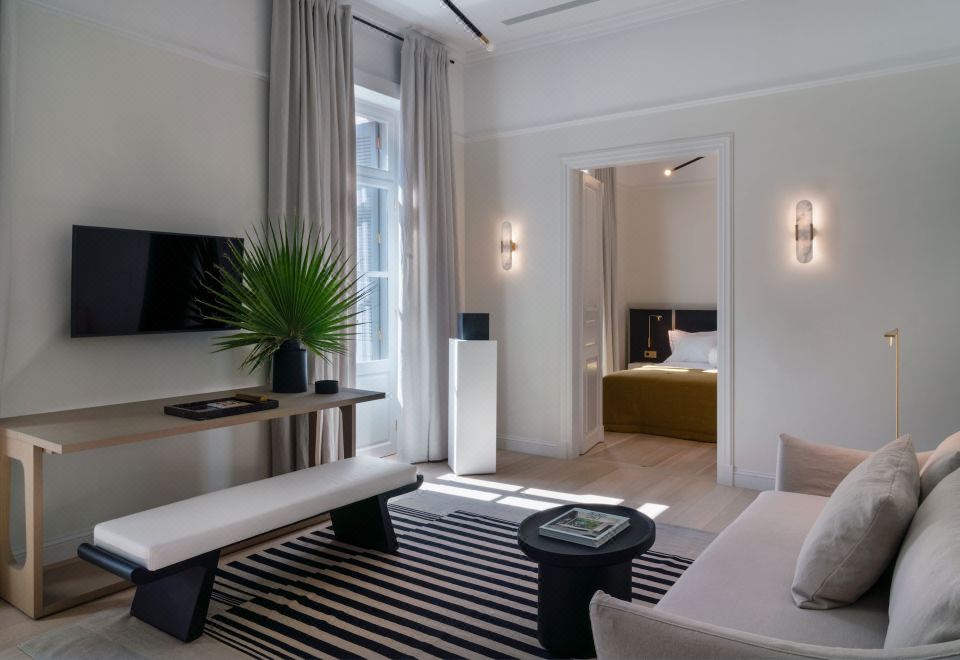 Kinglin Luxury Living